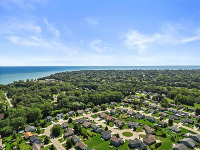 $569,000 | 1114 Silent Sunday Court, Caledonia, WI 53402