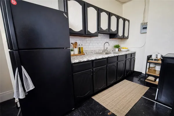 $950 | 134-136 Castle Street, Unit 2, Geneva City, NY 14456