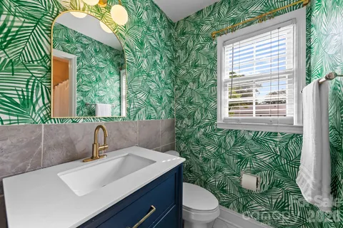 $250,000 | 5941 Quail Hollow Road, Unit E, Charlotte, NC 28210