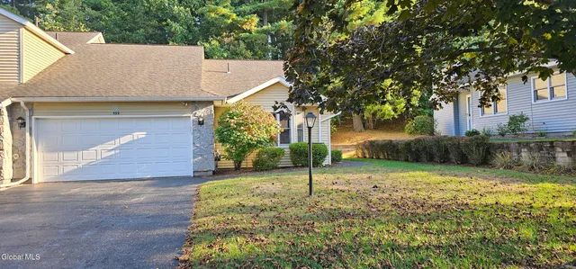 $300,000 | 599 Highwood Circle, Guilderland, NY 12203