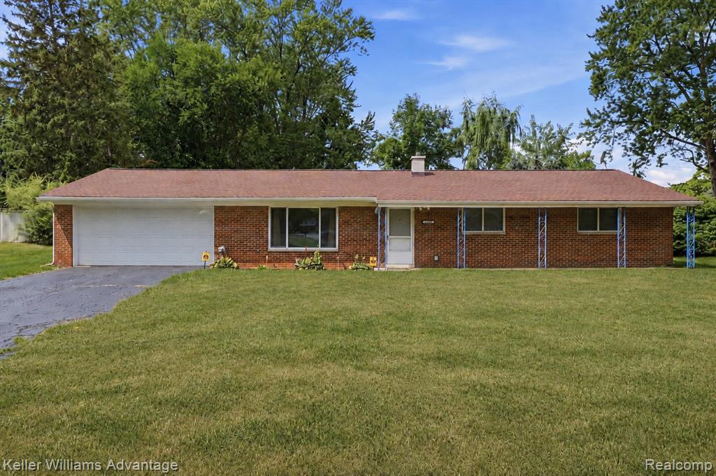 23645 Ripple Creek Novi, MI 48375 - Photo 1 of 23 Gallery Image 1