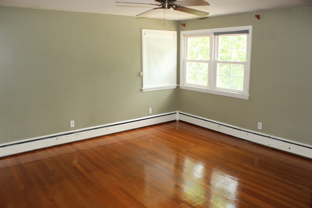 41 Eagle Road Worcester, MA 01605 - Photo 16 of 28