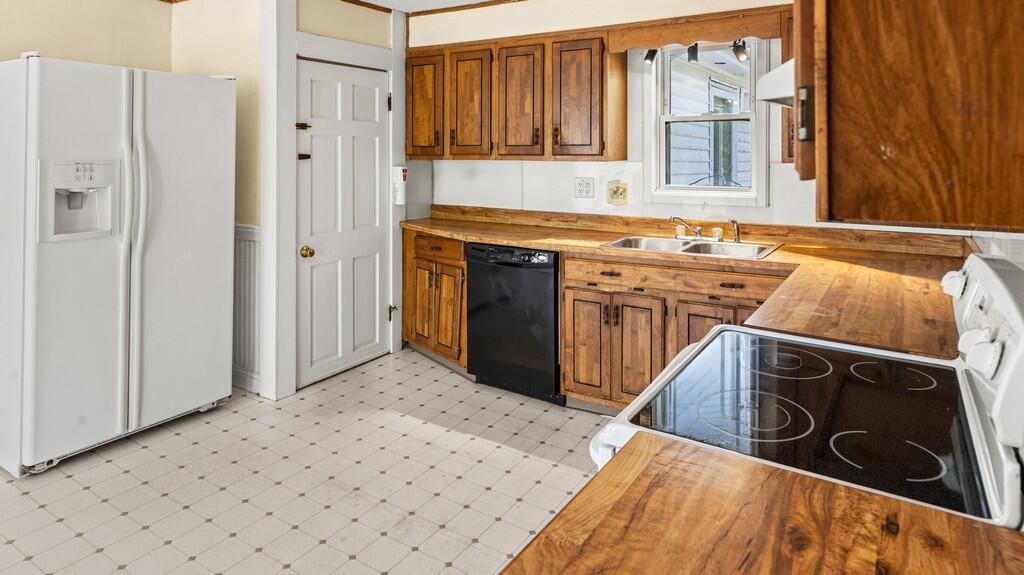95 7th Street Bangor, ME 04401 - Photo 33 of 67 _MG_5672