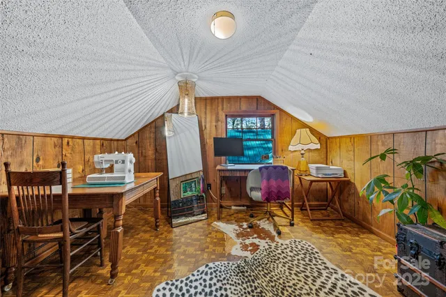 $535,000 | 499 East Poplar Drive, Hendersonville, NC 28792