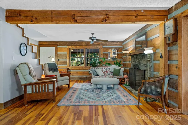 $535,000 | 499 East Poplar Drive, Hendersonville, NC 28792