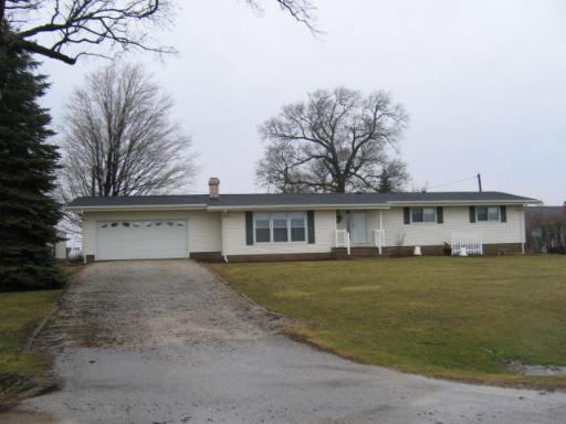 1437 North 2401st Road Ottawa, IL 61350 - Photo 1 of 1