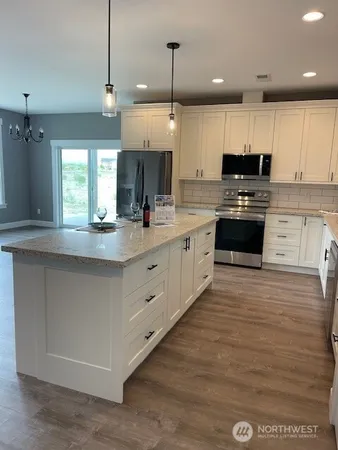 $535,000 | 9 Columbia Vw Drive, Brewster, WA 98812