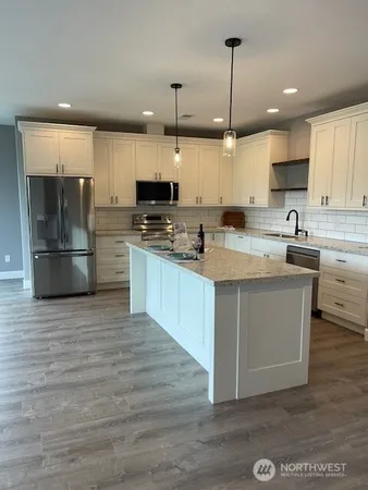 $535,000 | 9 Columbia Vw Drive, Brewster, WA 98812