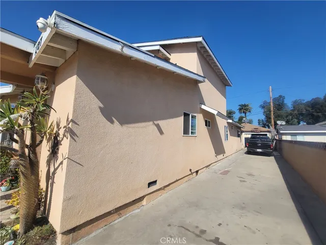 $745,000 | 1327 West F Street, Wilmington, CA 90744