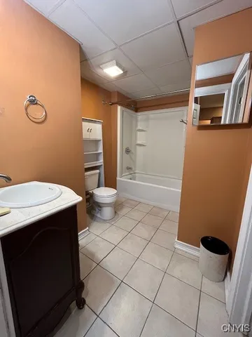 $1,200 | 2 West Park Row, Unit 4, Kirkland, NY 13323