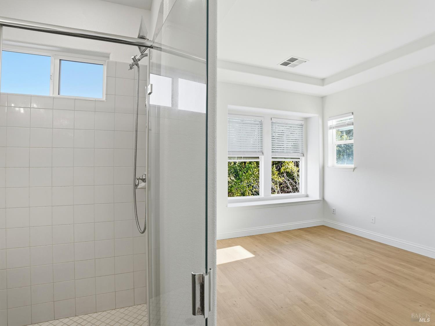 4424 Streamside Drive Santa Rosa, CA 95409 - Photo 39 of 55 a view of an empty room and window