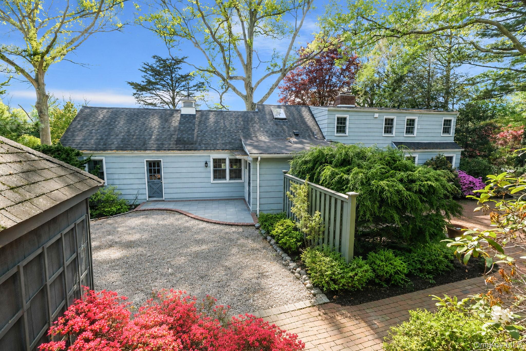194 Huntington Bay Road Huntington, NY 11743 - Photo 13 of 50