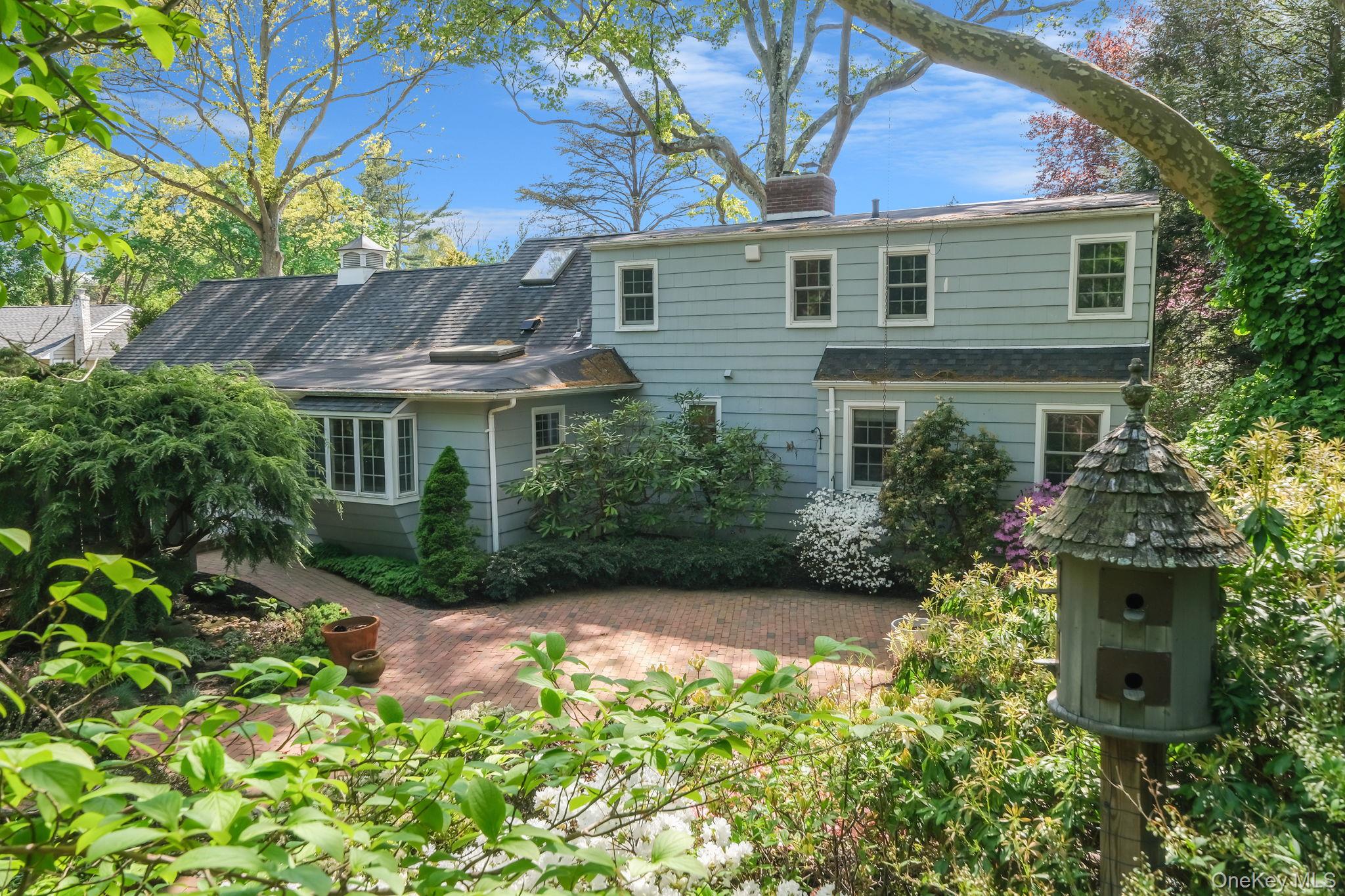 194 Huntington Bay Road Huntington, NY 11743 - Photo 10 of 50