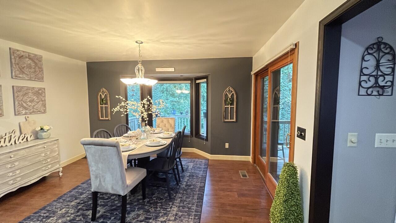 448 Riley Street Holland, MI 49424 - Photo 5 of 23 Diningroom