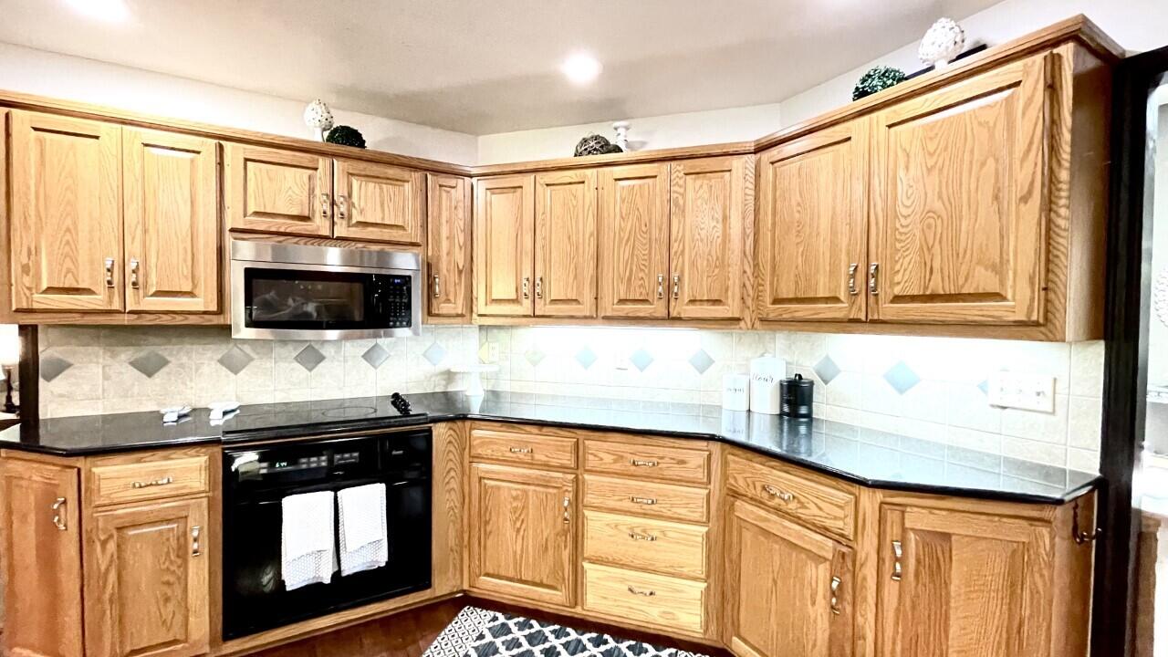 448 Riley Street Holland, MI 49424 - Photo 8 of 23 RileyStove