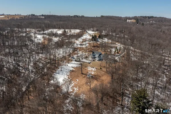 $3,100,000 | 4 Sunrise Lane, Bridgewater, CT 06752