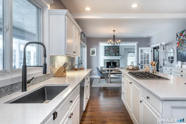 $3,100,000 | 4 Sunrise Lane, Bridgewater, CT 06752
