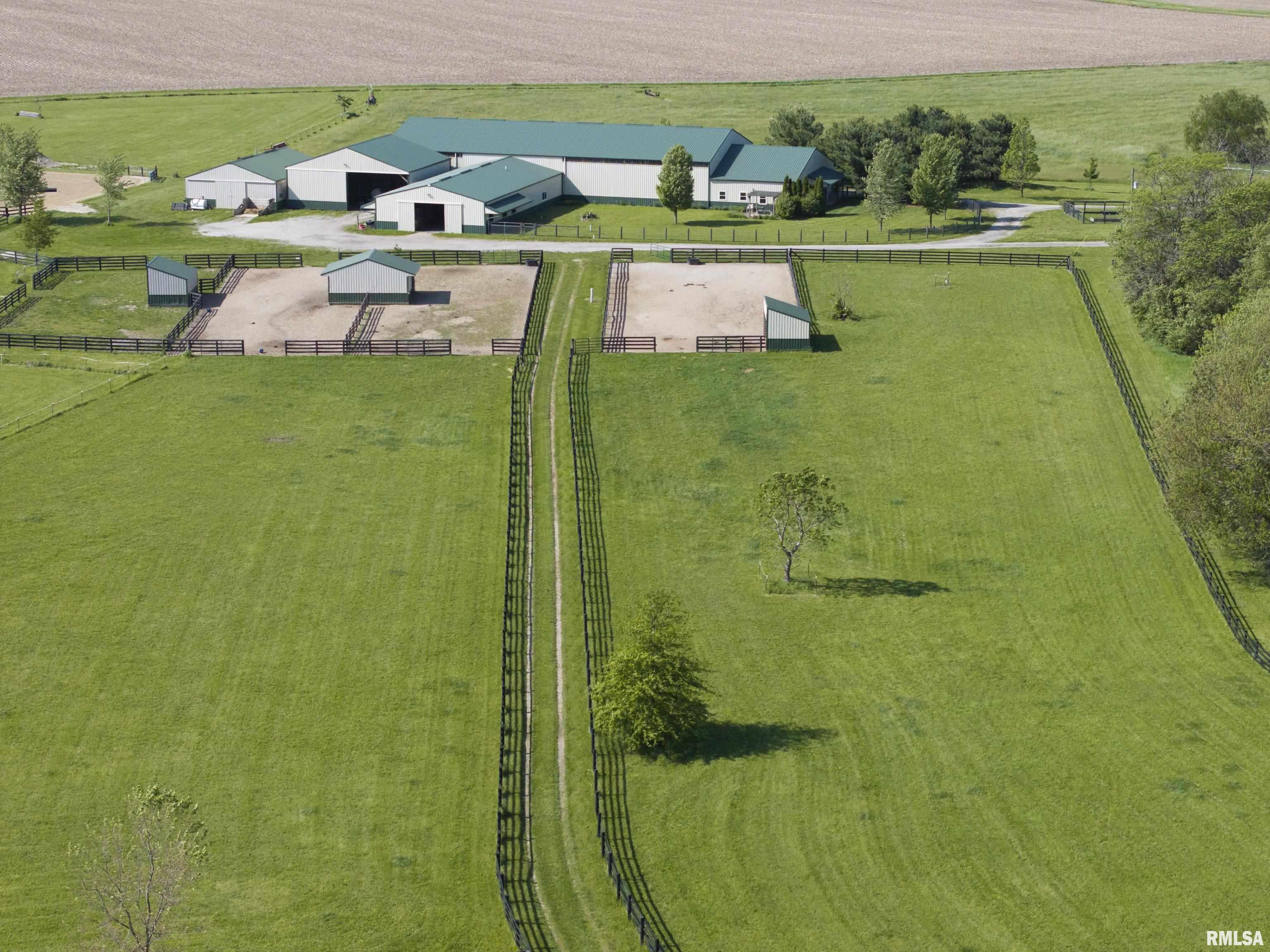 15920 Apricot Road Wapella, IL 61777 - Photo 3 of 66