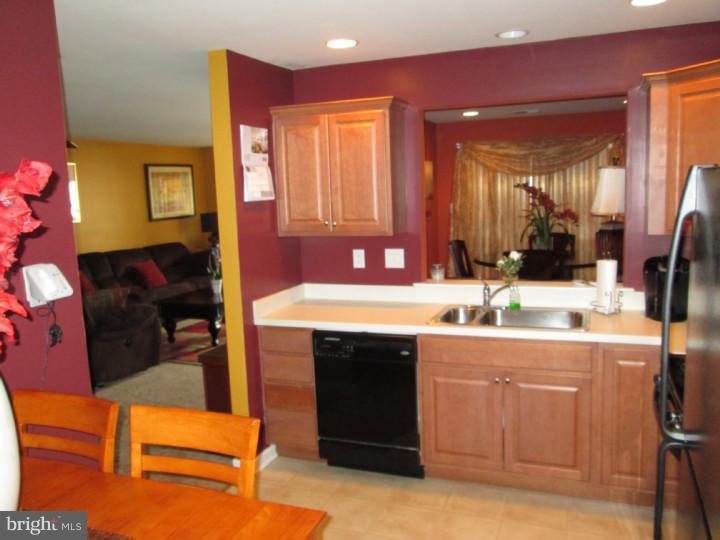 222 Flagstone Road, Unit 7 Chester Springs, PA 19425 - Photo 11 of 15 Kitchen
