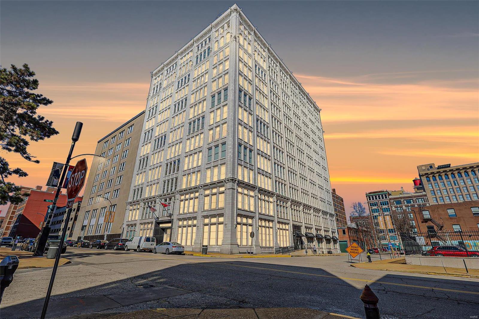 1501 Locust St Unit 905