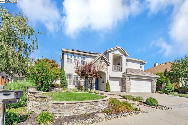 $1,595,000 | 5391 Fernbank Drive, Concord, CA 94521
