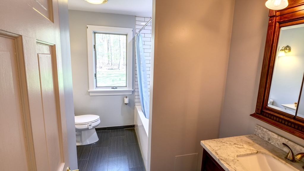 86 Forest Ridge Road West Springfield, MA 01089 - Photo 27 of 34