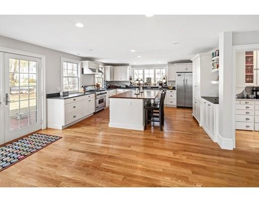 16 Miles Road Hingham, MA 02043 - Photo 8 of 29 Gallery Image 8