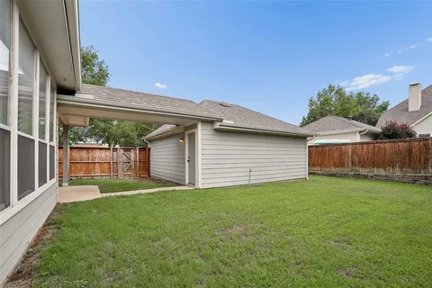 $525,000 | 711 George Street, Lantana, TX 76226