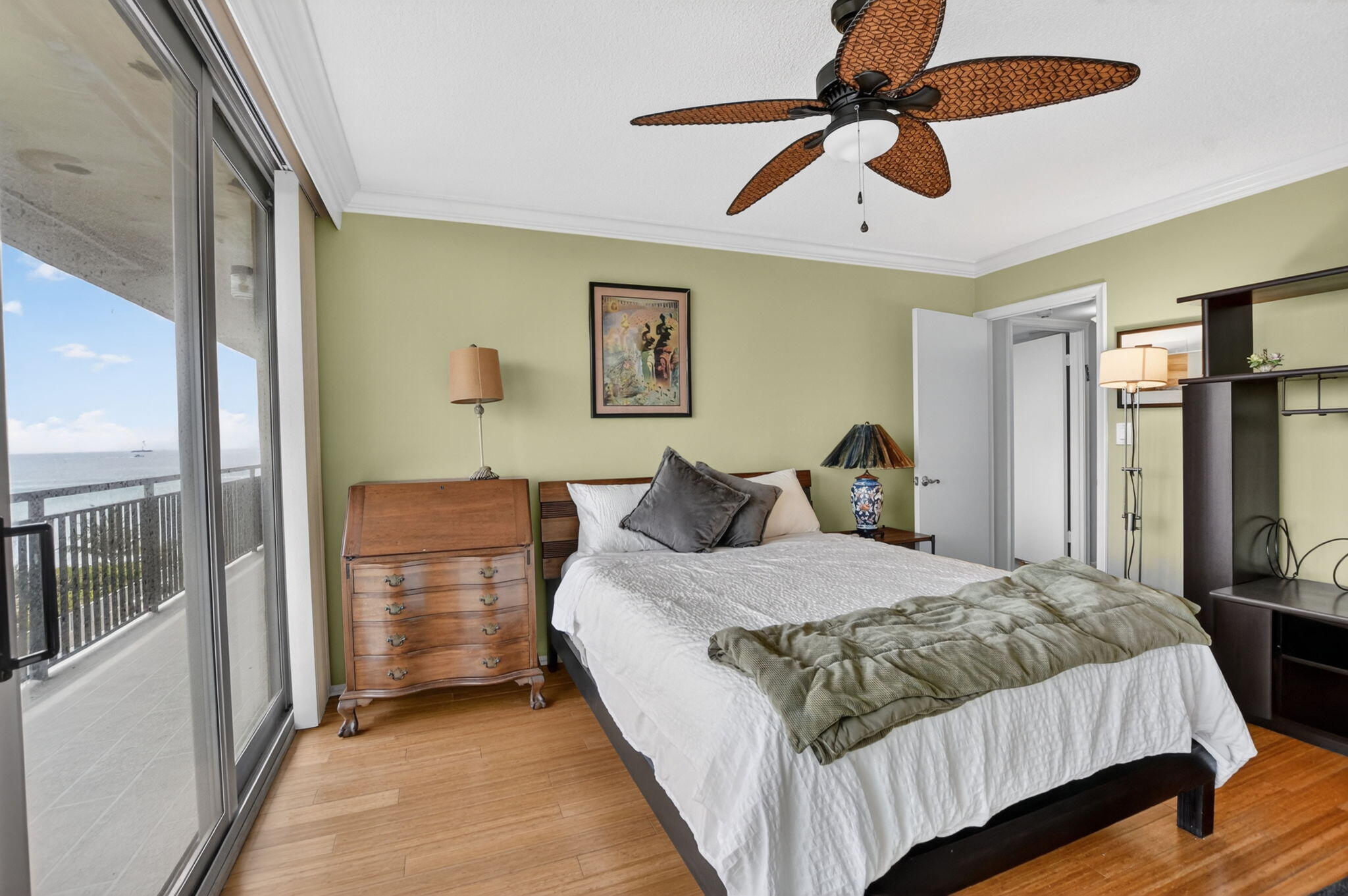 1180 South Ocean Boulevard, Unit 55 Boca Raton, FL 33432 - Photo 27 of 43 2nd bdrm