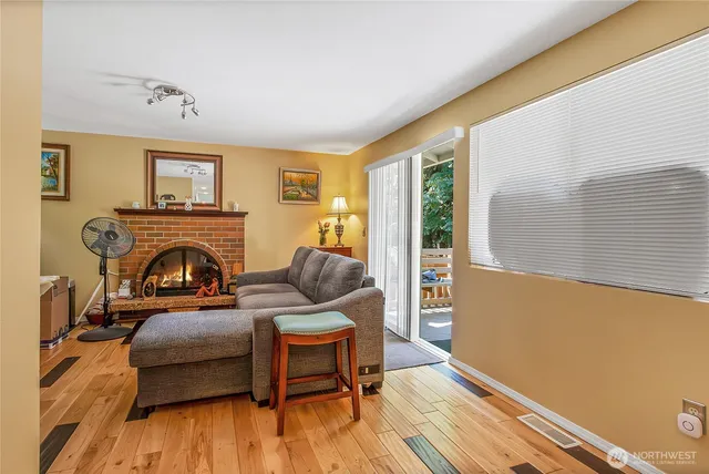 $665,000 | 2203 Lincoln Place Southeast, Renton, WA 98055