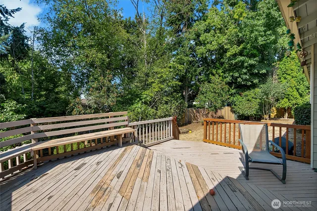 $665,000 | 2203 Lincoln Place Southeast, Renton, WA 98055