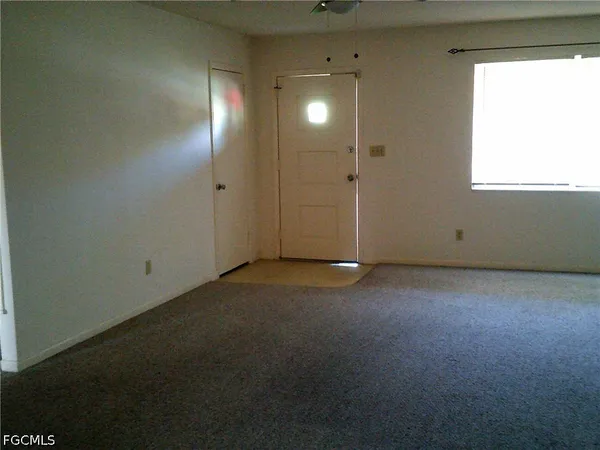 $1,400 | 1405 Juddale Street East, Lehigh Acres, FL 33936