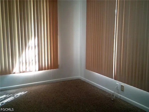 $1,400 | 1405 Juddale Street East, Lehigh Acres, FL 33936