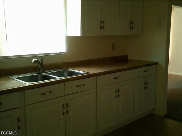 $1,400 | 1405 Juddale Street East, Lehigh Acres, FL 33936