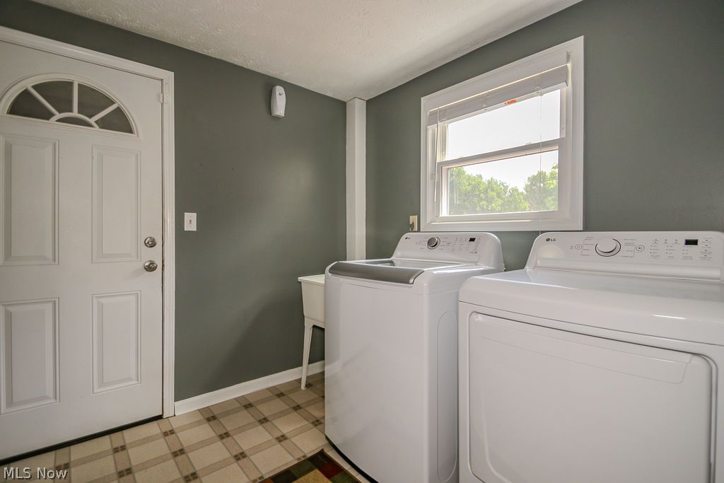 12433 Webster Road Strongsville, OH 44136 - Photo 45 of 50