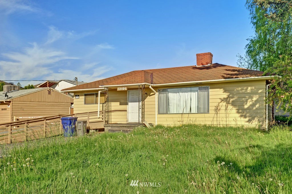 12030 Alexander Road Everett, WA 98204 - Photo 2 of 2