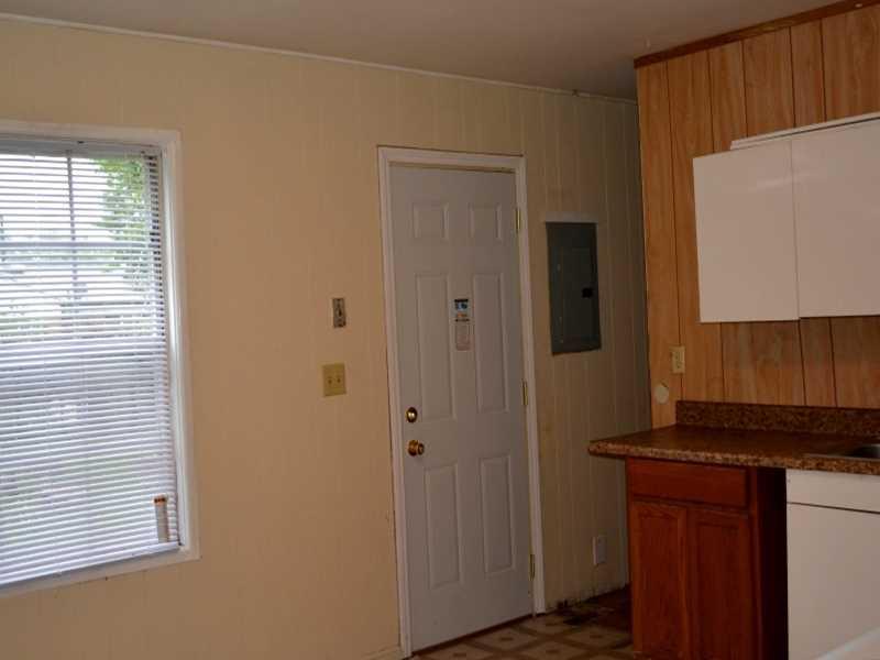 3653 Richelieu Road Indianapolis, IN 46226 - Photo 7 of 10 Gallery Image 7