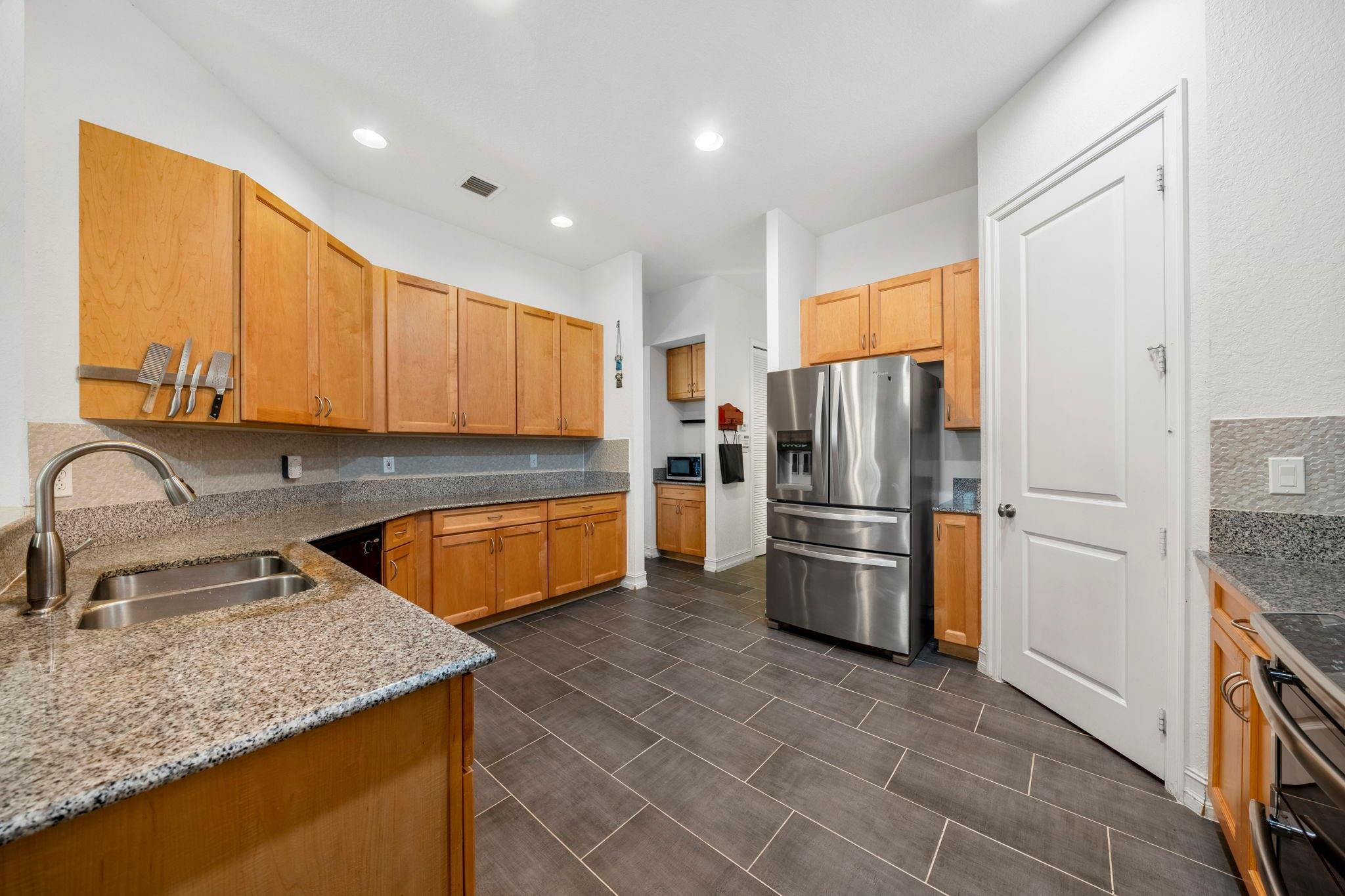 7302 Northwest 111th Way Parkland, FL 33076 - Photo 11 of 36 Photo 11