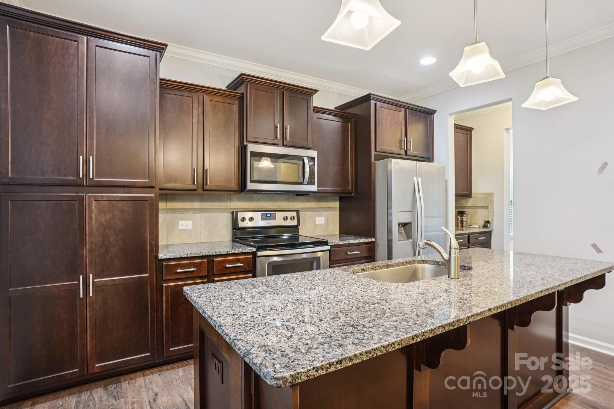 9403 Fernspray Road Charlotte, NC 28215 - Photo 12 of 48 Gallery Image 12
