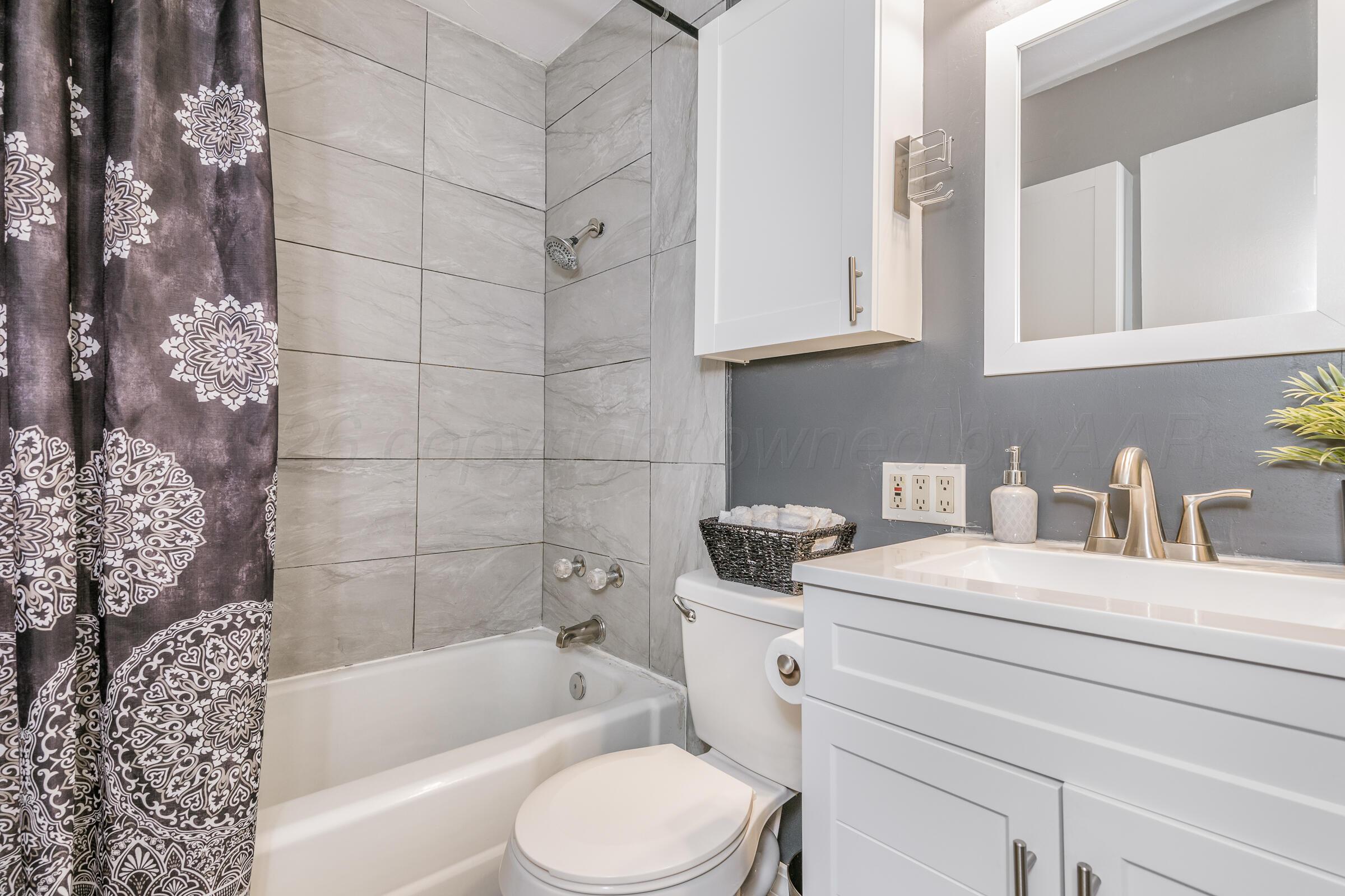 4114 South Travis Street Amarillo, TX 79110 - Photo 14 of 18 4114 S Travis St 18