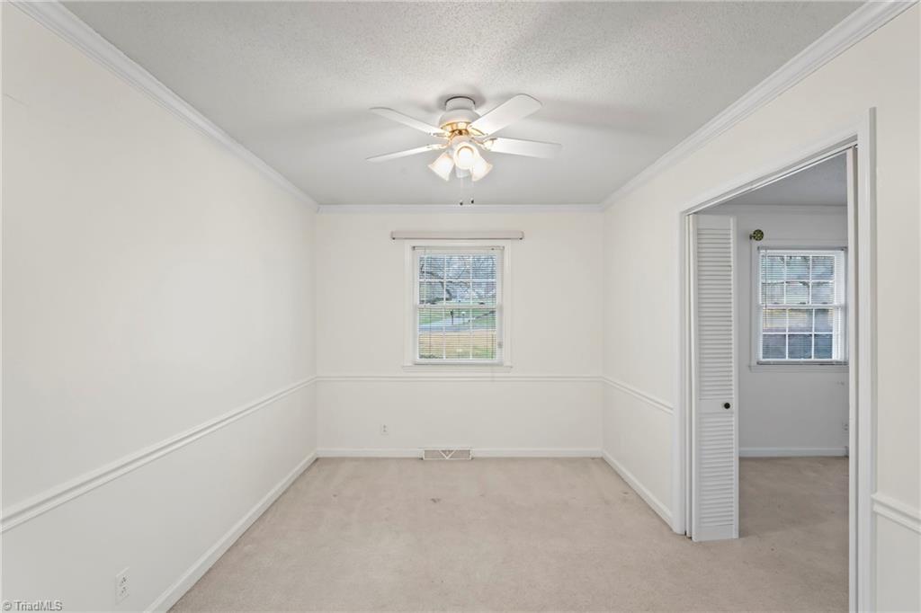 142 Cameron Road Lexington, NC 27295 - Photo 9 of 41 Dining Room