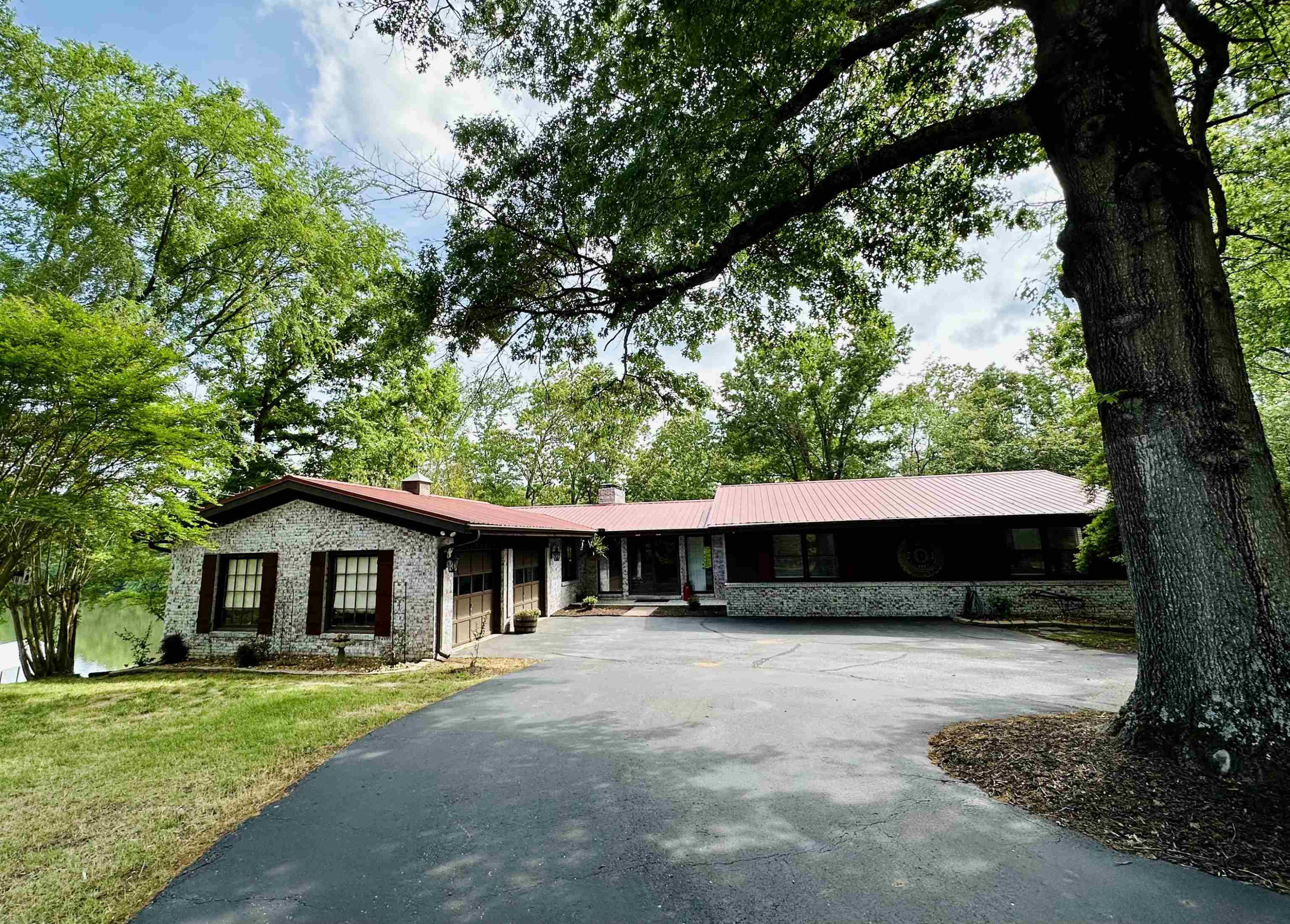 1140 Pine Ridge Road Lexington, TN 38351 - Photo 1 of 33 Photo 1