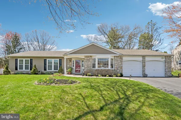 $749,000 | 923 Pickering Drive, Yardley, PA 19067