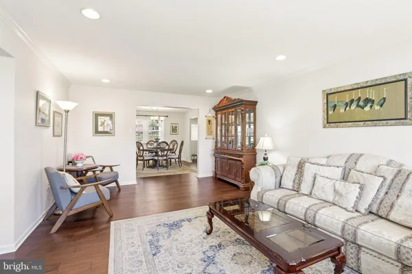 $749,000 | 923 Pickering Drive, Yardley, PA 19067
