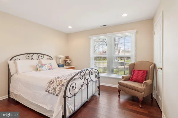$749,000 | 923 Pickering Drive, Yardley, PA 19067
