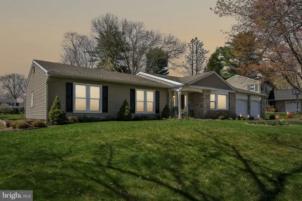 $749,000 | 923 Pickering Drive, Yardley, PA 19067
