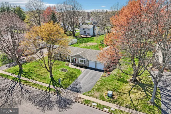 $749,000 | 923 Pickering Drive, Yardley, PA 19067