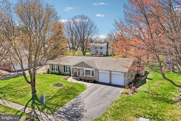 $749,000 | 923 Pickering Drive, Yardley, PA 19067