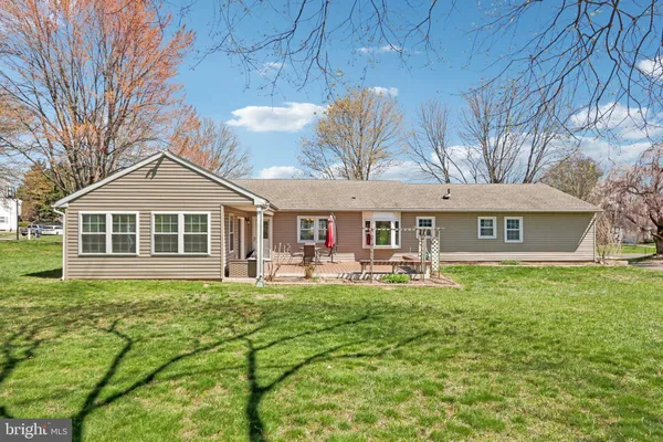 $749,000 | 923 Pickering Drive, Yardley, PA 19067