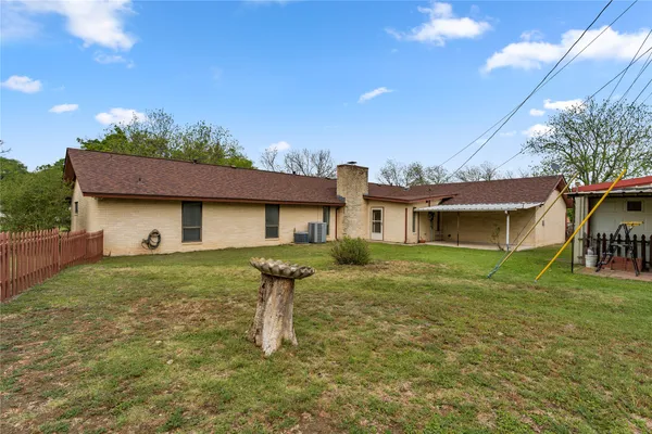 $595,000 | 217 Corder Lane, Burnet, TX 78611
